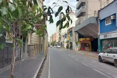 Día del Empleado de Comercio: ¿qué abre y qué permanece cerrado hoy?