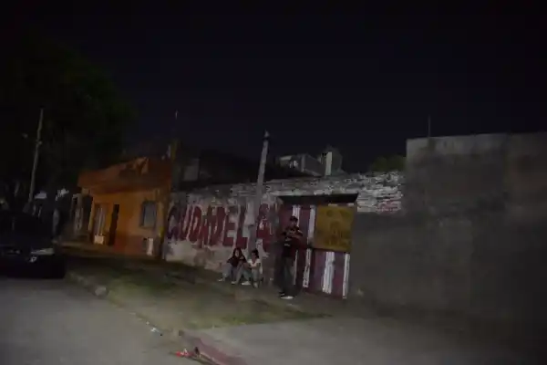 Operativos, requisas y protestas: tensión en La Ciudadela durante la previa de San Martín-Quilmes