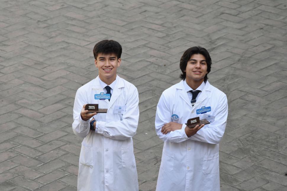 PREMIADOS. Las insignias que recibieron los ganadores del concurso.