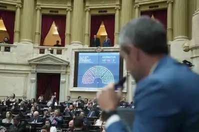 La oposición logró quórum en Diputados y avanza con los proyectos clave contra el uso de los DNU