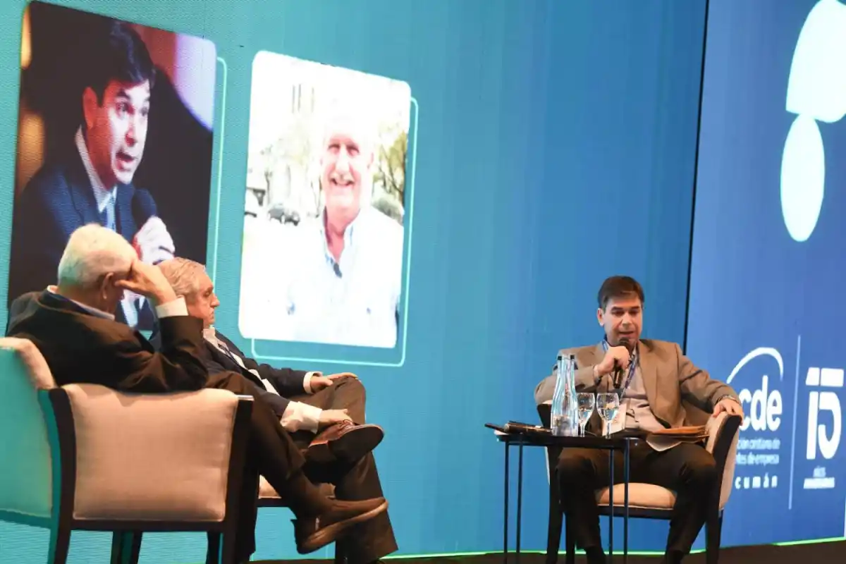 5to Encuentro de Empresarios del Norte Argentino: Enrique Zuleta Puceiro, Daniel Dessein . Modera Federico Lanati. 