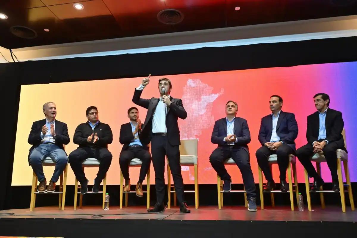 Elecciones 2025: Argentina va a crecer mirando al interior, no al Obelisco, afirmó el gobernador de Chubut