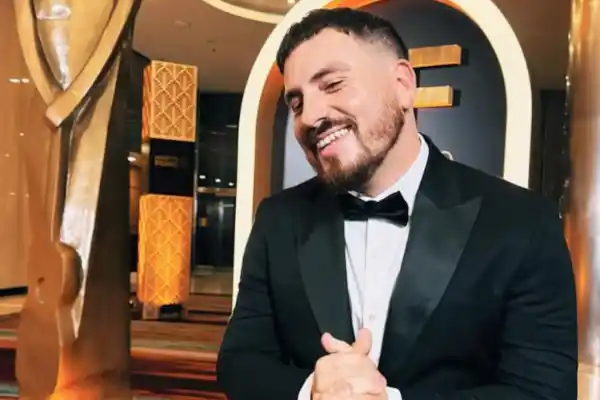 Una periodista fue vista a los besos con Fede Bal en el after de los Martín Fierro: ¿quién es?