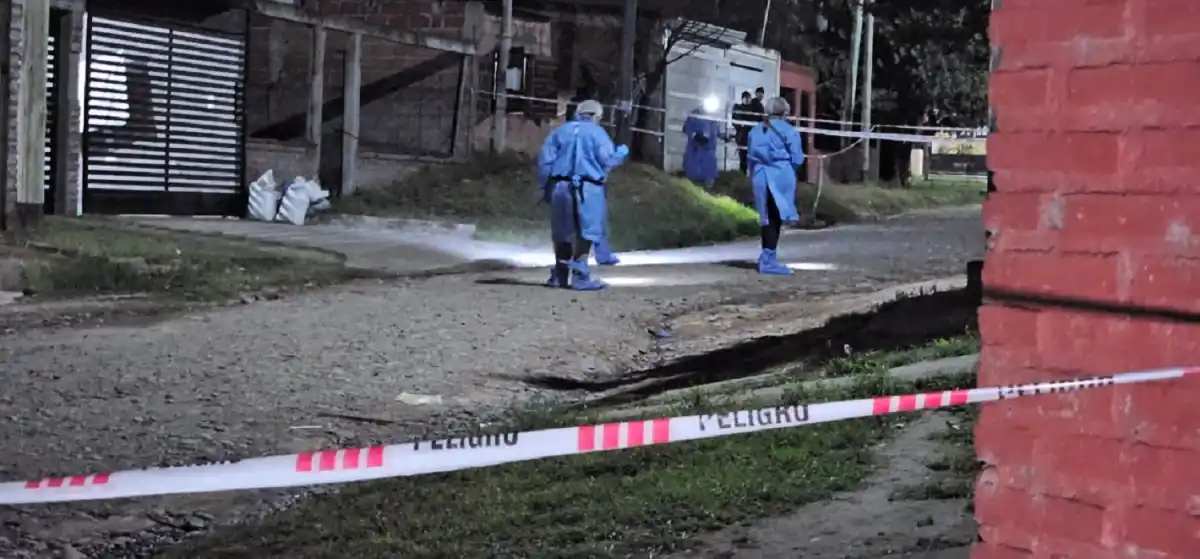 INVESTIGACIÓN. Los peritos trabajaron en el lugar donde se produjo el crimen. MPF