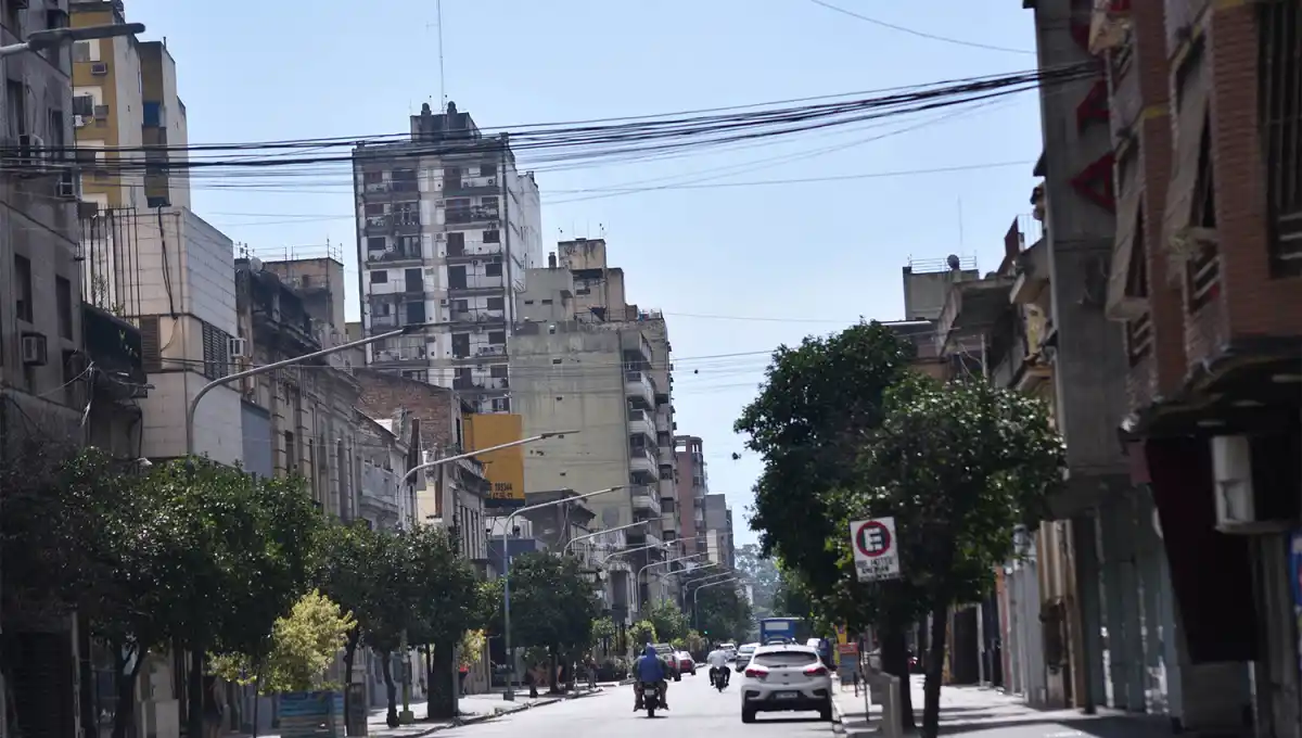 DESPEJADO. La nubosidad será baja durante la jornada y el sol se hará sentir en Tucumán. 