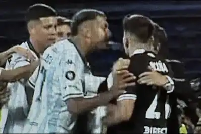 El fuerte gesto que desató la polémica con Marcos Acuña en el partido de River con Racing por la Copa Argentina