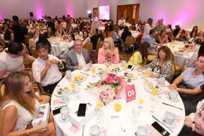 Mes rosa: Jaldo, Acevedo y Chahla compartieron un té de concientización