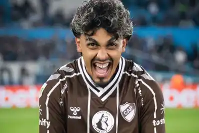 De campeón a equipo vulnerable: ¿qué cambió en Platense del Apertura al Clausura?