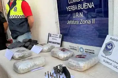 Secuestran cocaína, marihuana y un arma en múltiples allanamientos