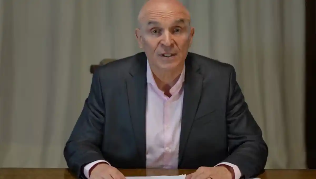 SIN JOSÉ LUIS ESPERT.  La Libertad Avanza (LLA) quiere reimprimir todas las boletas en la provincia de Buenos Aires. 