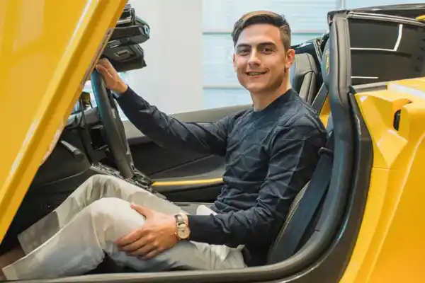 De cuánto es la fortuna de Paulo Dybala y cómo disfruta su mejor momento personal