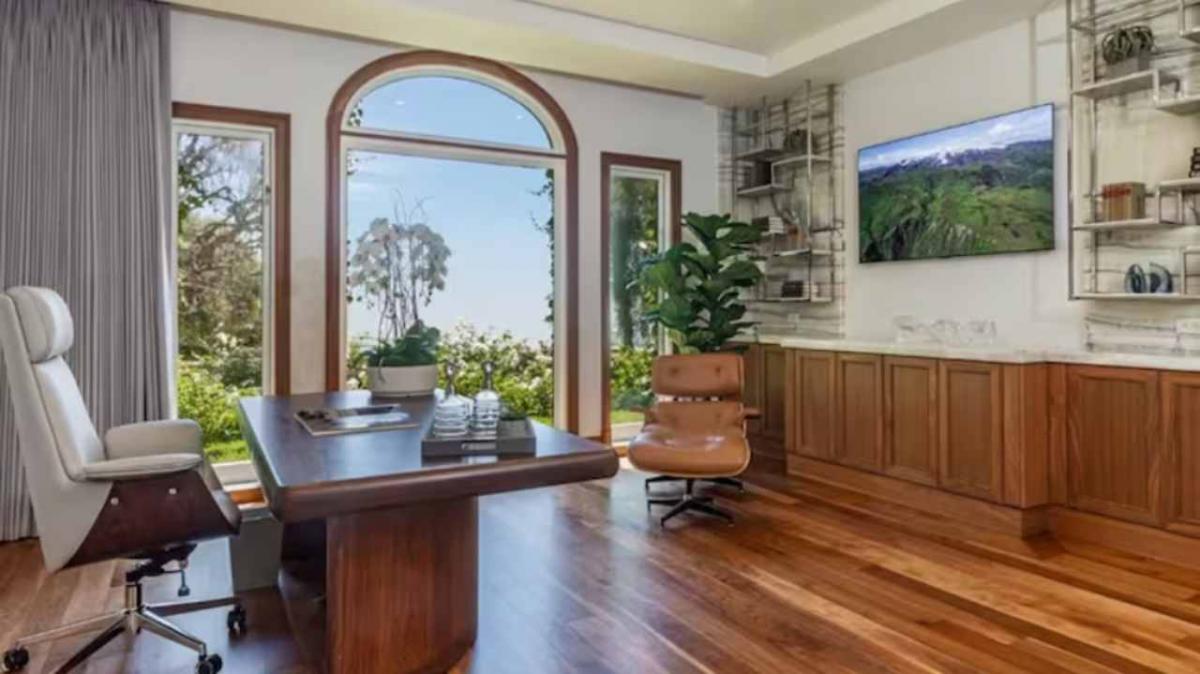 Así es la emblemática mansión en la que vivió Ricky Martin y que hoy está a la venta