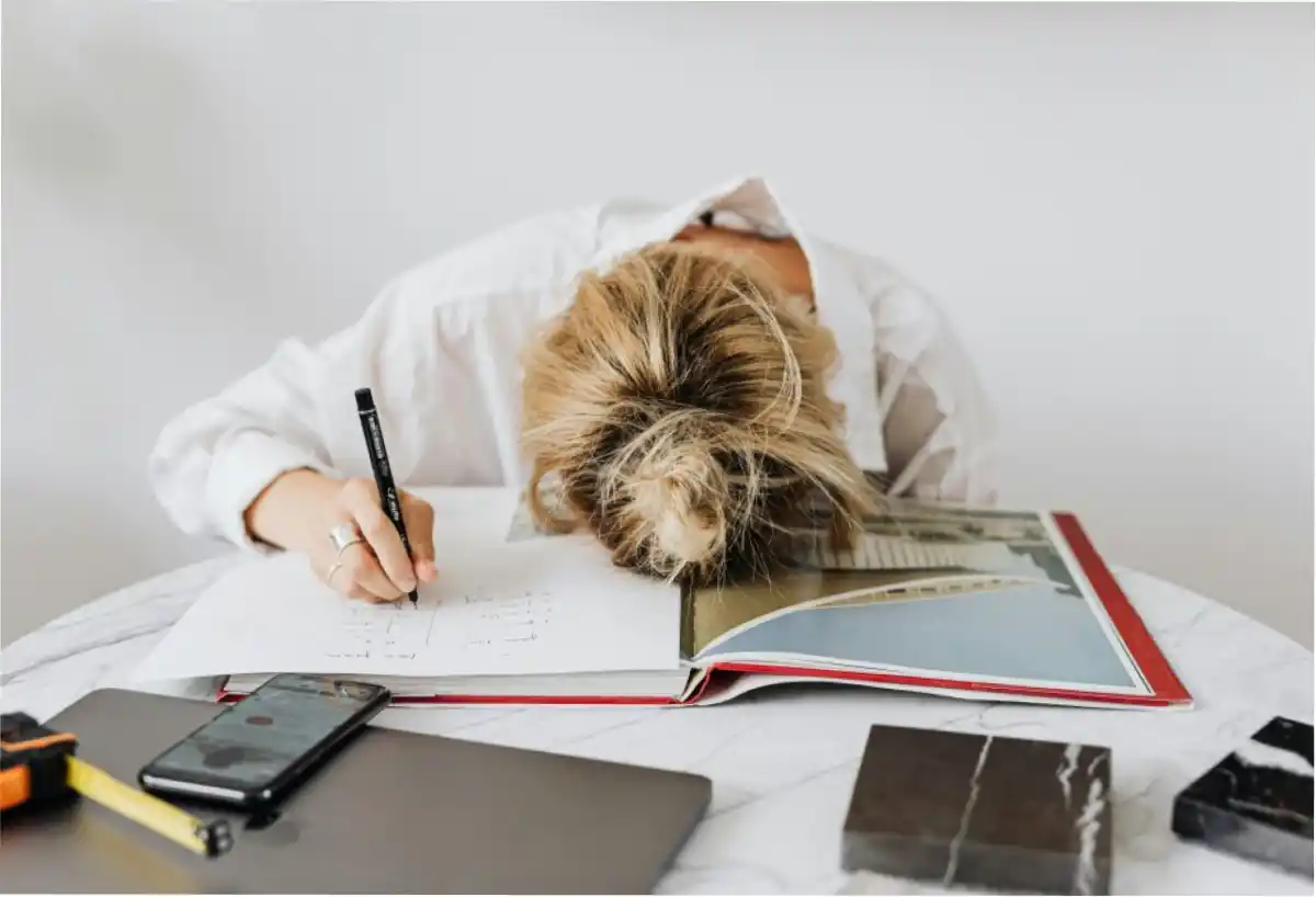 La razón por la que nos distraemos rápidamente.