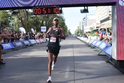 Aaron Quiroga fue el primero en completar la categoría de 10K
