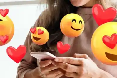 Descubrí el uso contrapuesto de uno de los emojis de WhatsApp