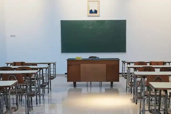 Paro y alerta educativa: “La profesión docente está en crisis; el 80% siente que la tarea los enferma”