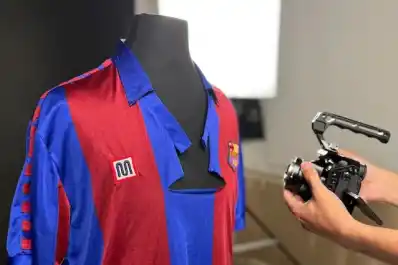 La camiseta de “La Batalla del Bernabéu” será la gran atracción en una subasta de objetos de Maradona