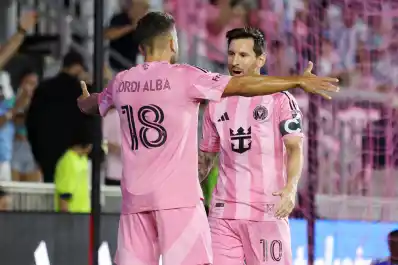 Fin a otra sociedad dorada: Jordi Alba anunció su retiro y Lionel Messi pierde a un aliado