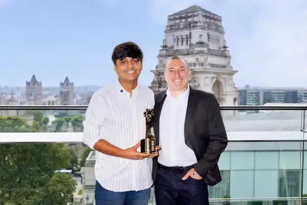 Cómo el joven Adarsh Kumar cambió la educación y ganó un gran premio mundial