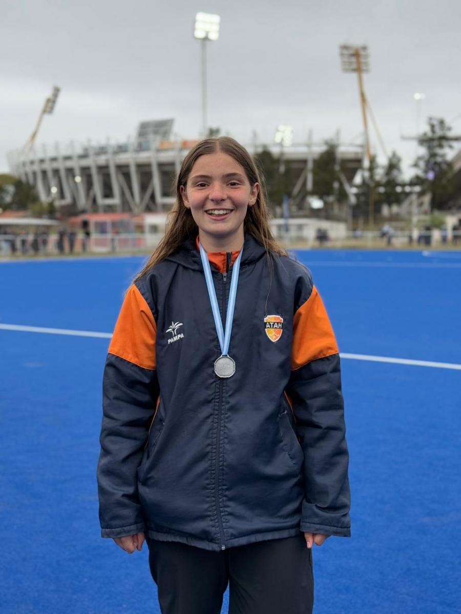 Sofía Odstrcil, la arquera de oro que sueña en grande desde Tucumán