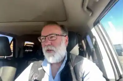 Supo que ganó el Nobel en mitad de una excursión