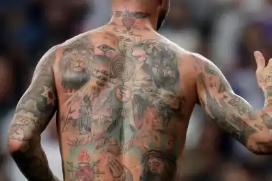 ¿Cuál es la zona del cuerpo con mayor riesgo al ser tatuada?