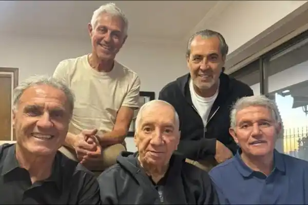 Así está hoy Carlos Bilardo: la foto con los campeones del ’86 que emocionó a los hinchas