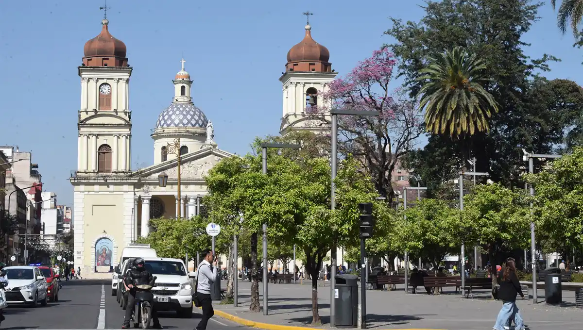DESPEJADO. La nubosidad será baja durante los próximos dos días y se esperan temperaturas superiores a los 32 °C. 