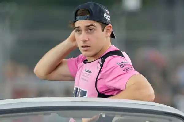 Franco Colapinto alcanzó las 1.088 vueltas en la Fórmula 1 y ya es el cuarto argentino con más giros en la historia