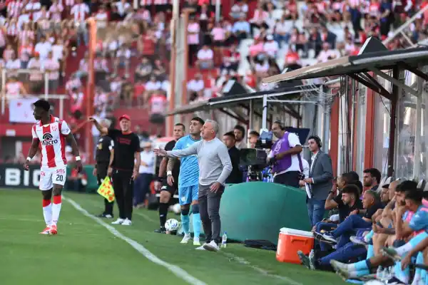 “Hay que estar juntos y no señalarnos”: el mensaje de Lucas Pusineri tras la derrota contra Instituto