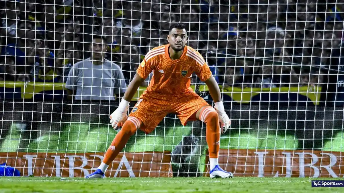 Sin lugar en Boca, “Chiquito” Romero está a un paso de llegar a Argentinos Juniors