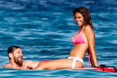 Antonela Roccuzzo sorprendió con sus últimos looks: moda relajada, elegante y versátil