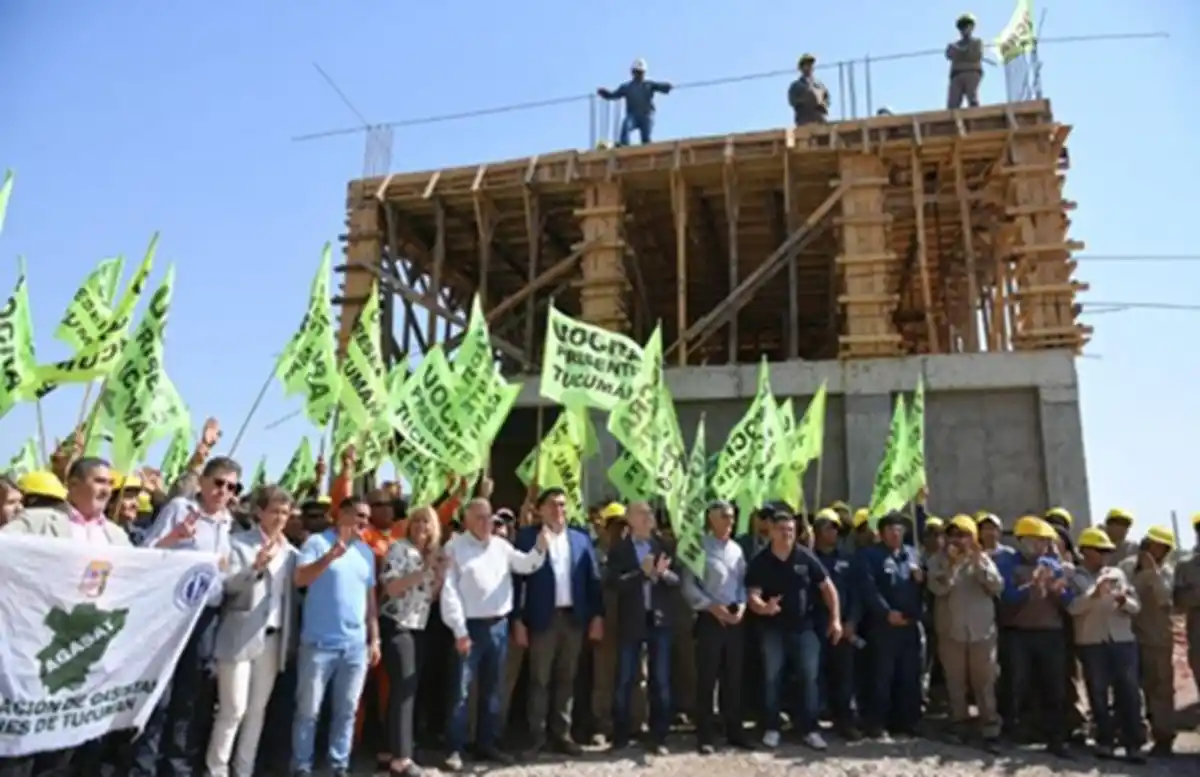 Recorrido de autoridades provinciales. COMUNICACIÓN PÚBLICA