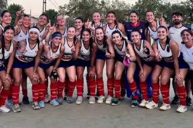 Festejo por duplicado: Natación y Gimnasia se consagró campeón del Anual clasificatorio femenino