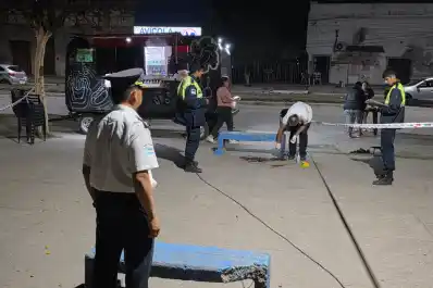 Un joven de 27 años fue asesinado de una puñalada en la plaza principal de La Trinidad