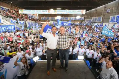 Osvaldo Jaldo encabezó un masivo acto en Central Norte