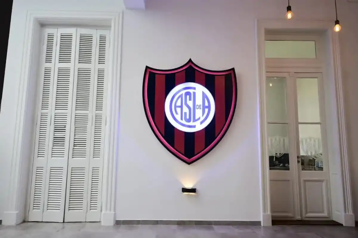 San Lorenzo suma más sanciones de la FIFA y atraviesa una crisis institucional sin freno