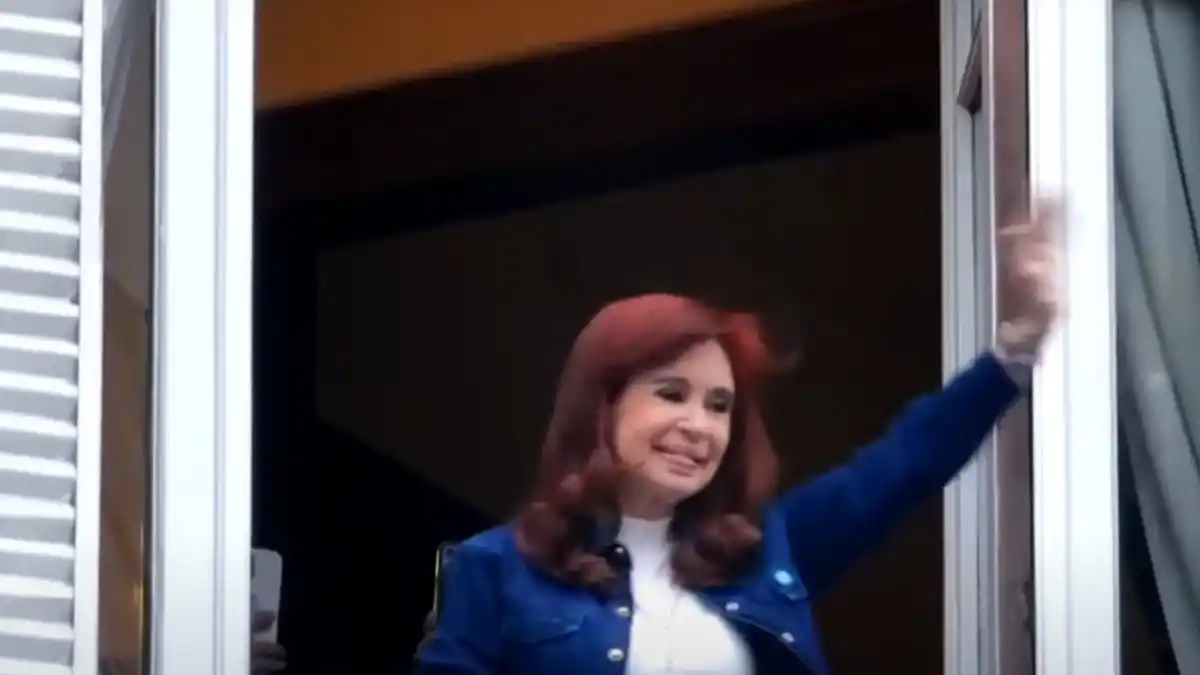 El mensaje de Cristina Kirchner en el Día de la Lealtad: Hoy es Bessent o Perón