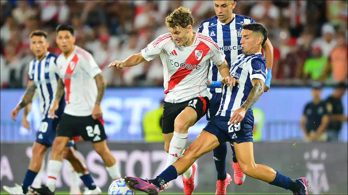NECESIDAD Y ESPERANZA. El duelo en Córdoba entre River y Talleres promete exigencia y poco margen para el error.