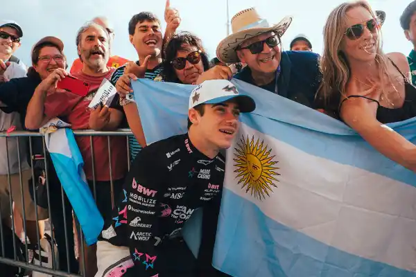 Agenda de TV: Colapinto se prueba en Austin y arranca la fecha 13  del Clausura