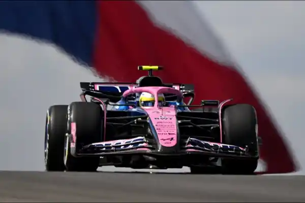 Franco Colapinto sufrió con el Alpine en Austin y largará 17° en la Sprint del GP de Estados Unidos