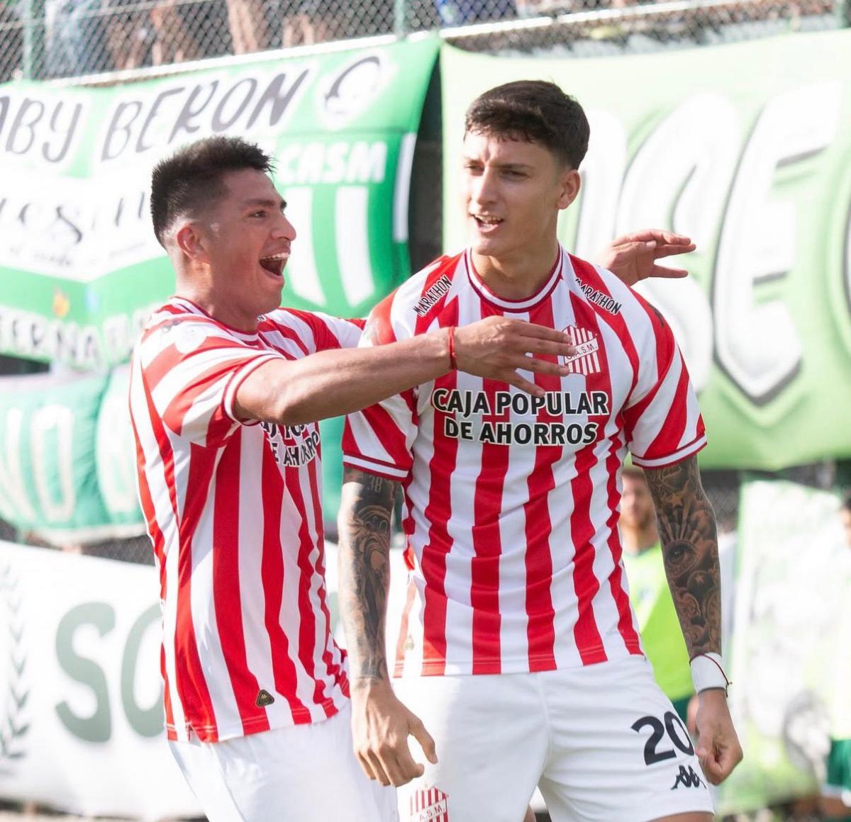 FESTEJO. Spetale le marcó un gol a San Miguel en la última fecha del torneo.