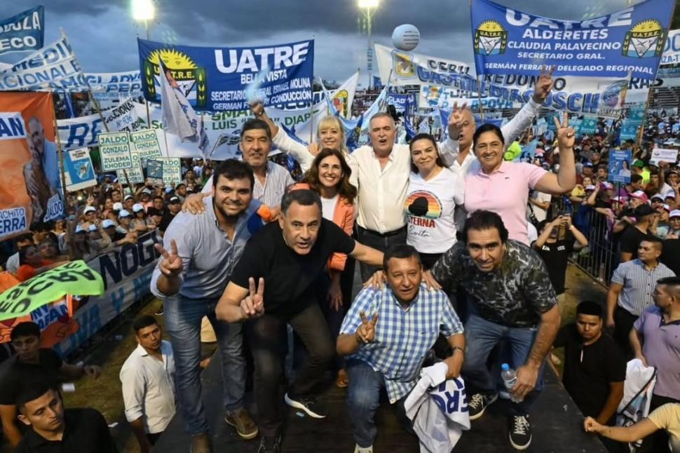 RESPALDO. Dirigentes de toda la provincia celebraron el Día de la Lealtad Peronista y arengaron por un triunfo.