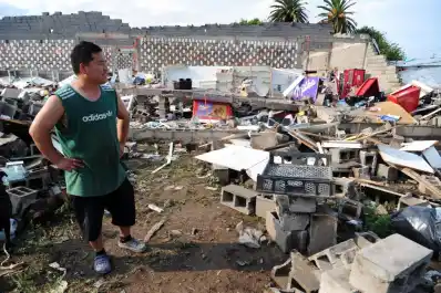 “Esta era mi vida”: el dolor detrás del derrumbe del súper en Delfín Gallo