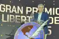 El periodista Daniel Coronell recibió el Gran Premio SIP a la Libertad de Prensa