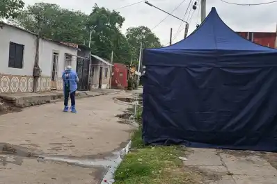 Un policía fue demorado por el homicidio de un presunto delincuente cerca de El Chivero