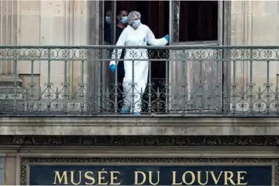 Carrera contrarreloj en Francia: por qué deben hallar las joyas robadas del Louvre antes de las 48 horas