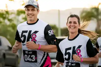 Octubre Rosa en acción: Yerba Buena vivirá tres días de deporte, concientización y empatía