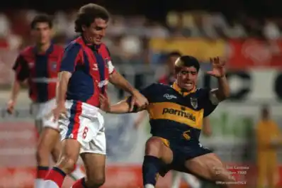 A 30 años del último cruce entre Diego Maradona y Oscar Ruggeri: la patada que marcó una época