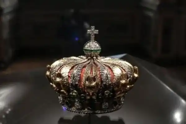 Robo de joyas: la videovigilancia exterior falló, según admitió el Louvre